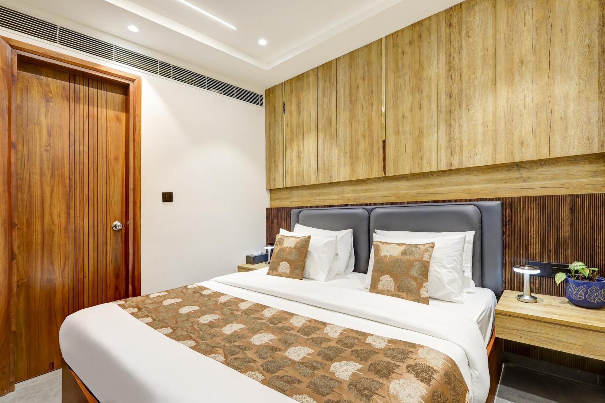 The Tyche New Delhi - Traveller'S Choice Award Winner 2025 뉴델리 외부 사진