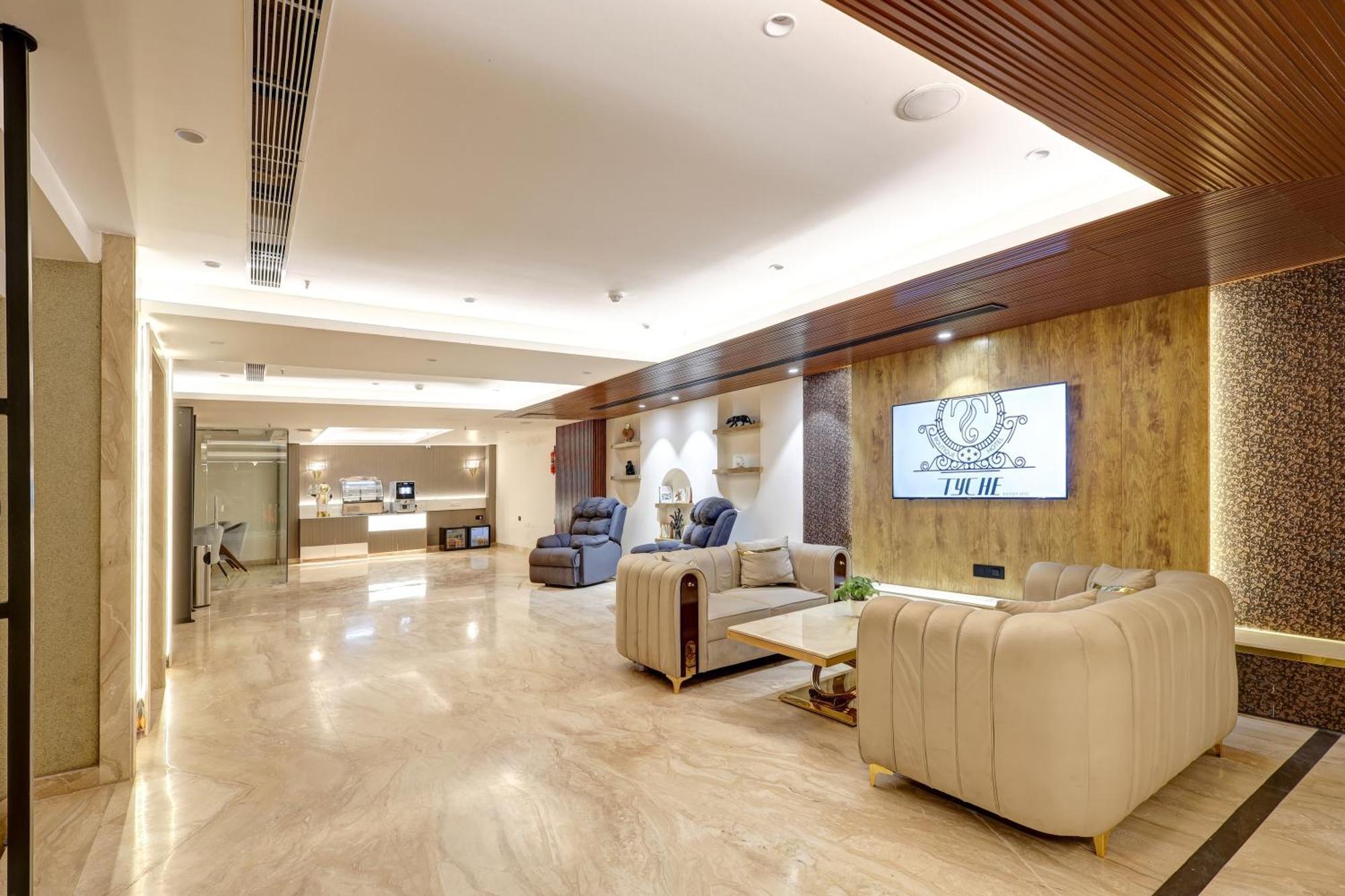 The Tyche New Delhi - Traveller'S Choice Award Winner 2025 뉴델리 외부 사진