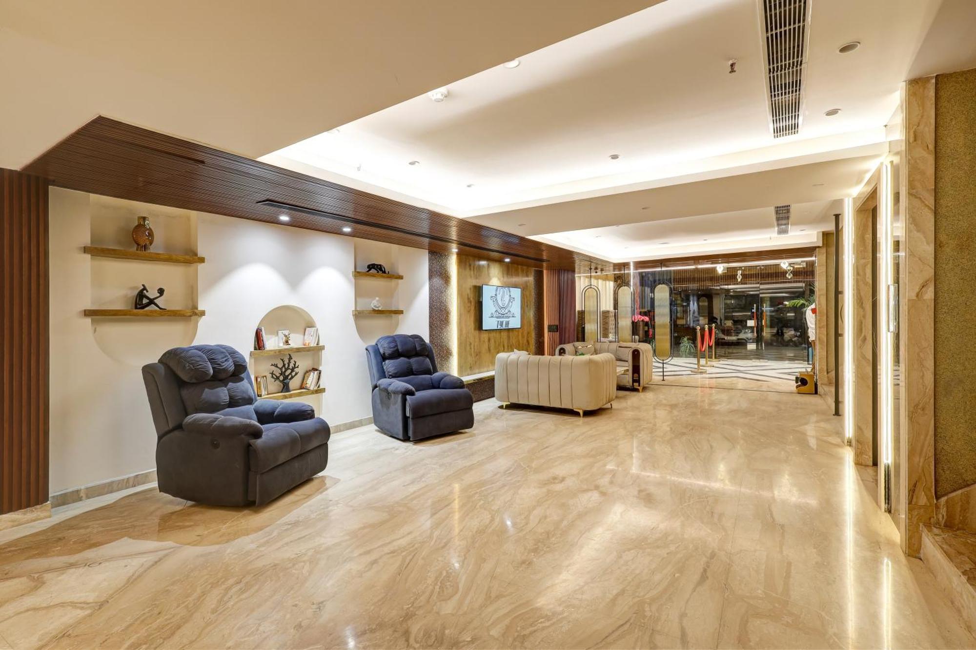 The Tyche New Delhi - Traveller'S Choice Award Winner 2025 뉴델리 외부 사진