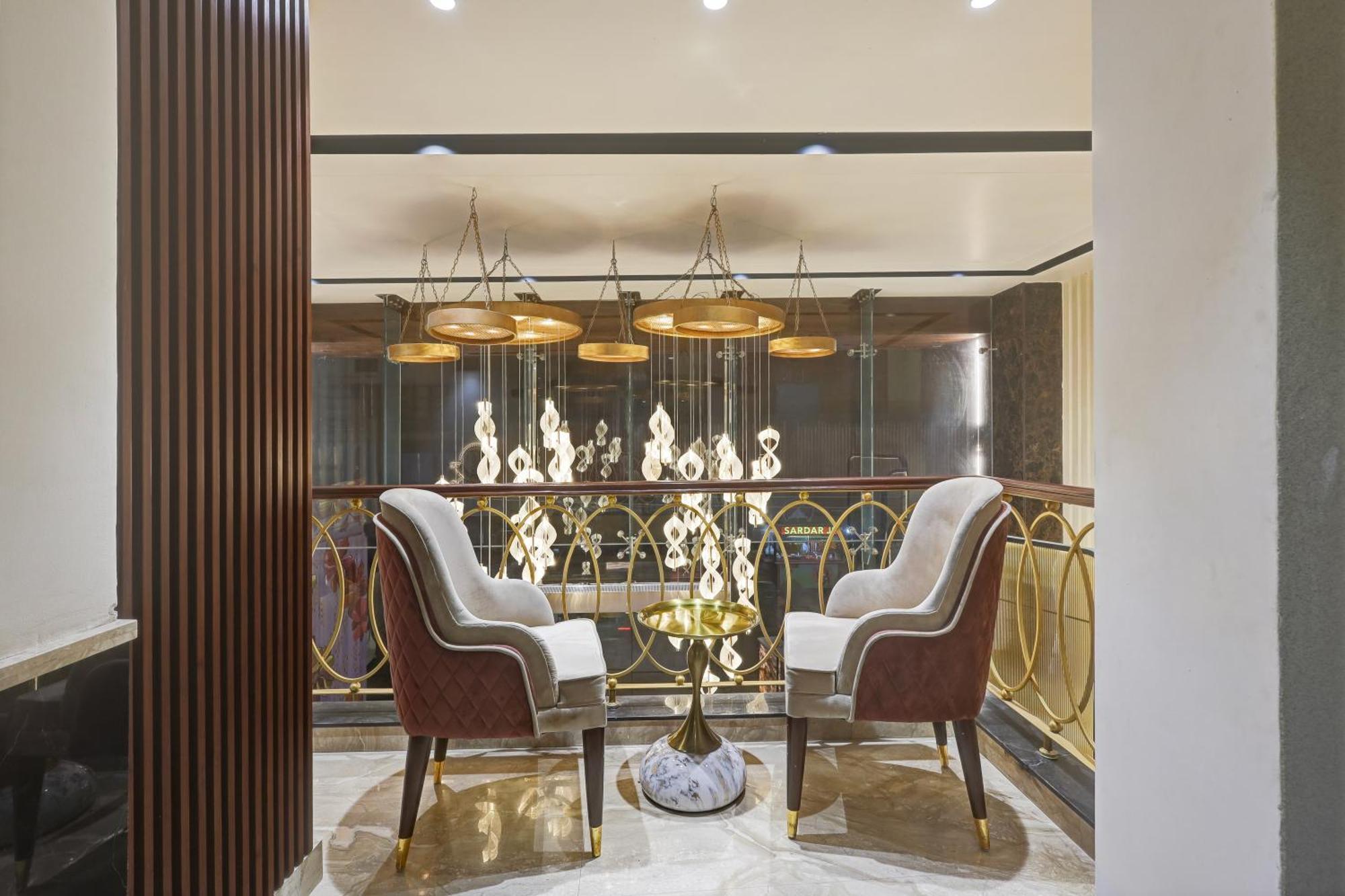 The Tyche New Delhi - Traveller'S Choice Award Winner 2025 뉴델리 외부 사진