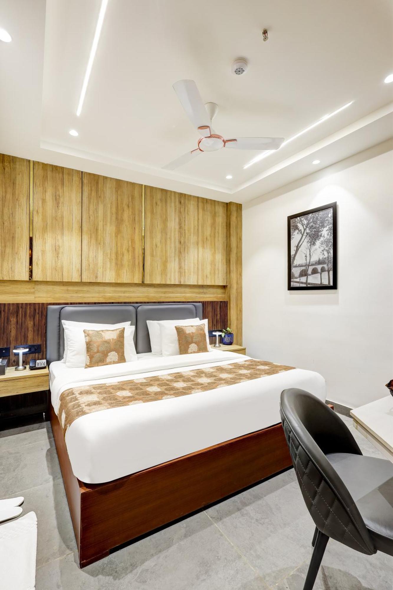 The Tyche New Delhi - Traveller'S Choice Award Winner 2025 뉴델리 외부 사진
