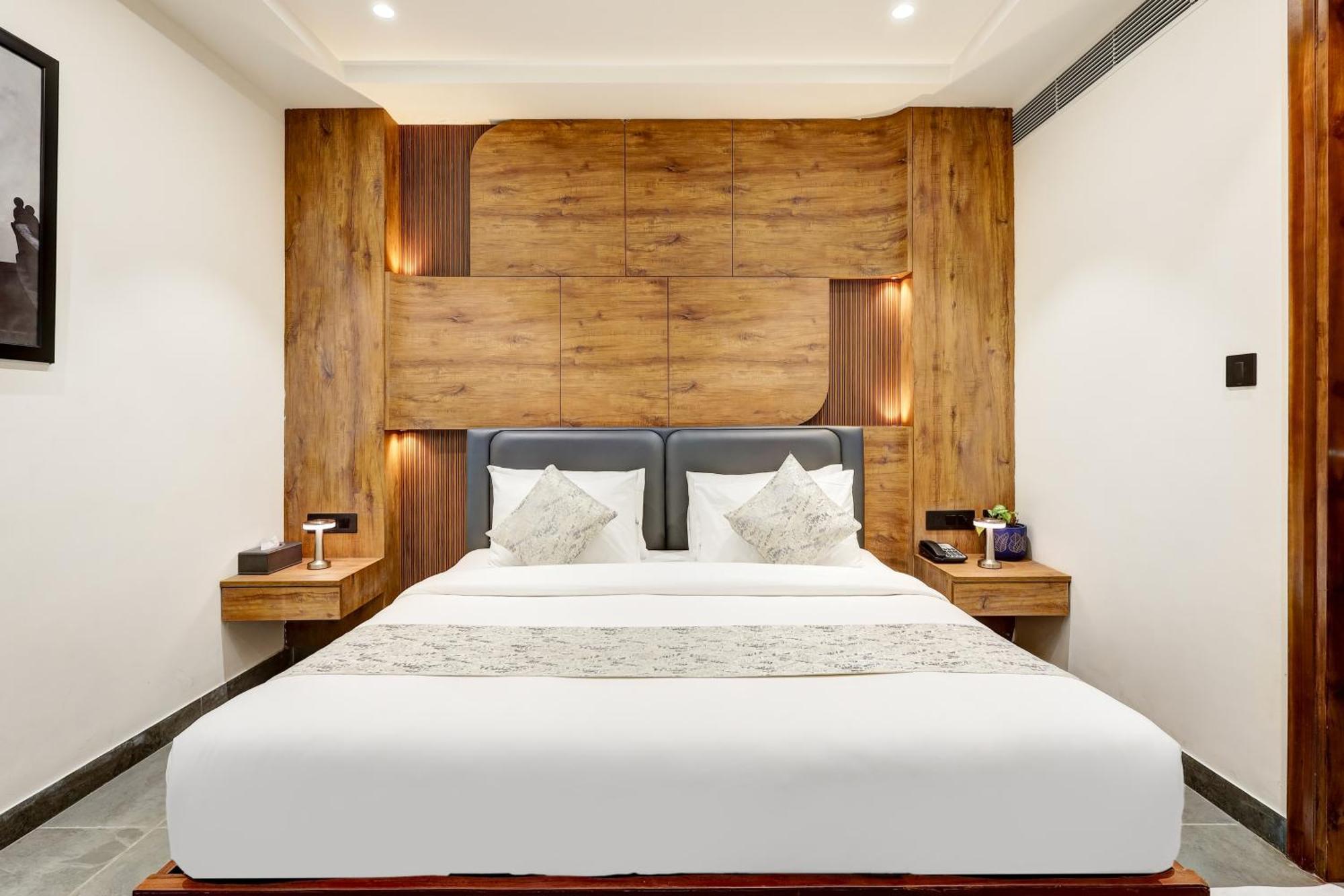 The Tyche New Delhi - Traveller'S Choice Award Winner 2025 뉴델리 외부 사진